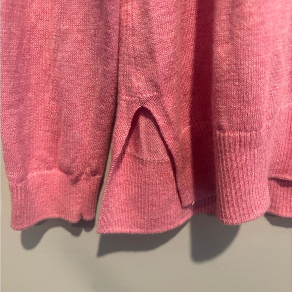 GAP pink scoop neck sweater - Picture 4 of 4